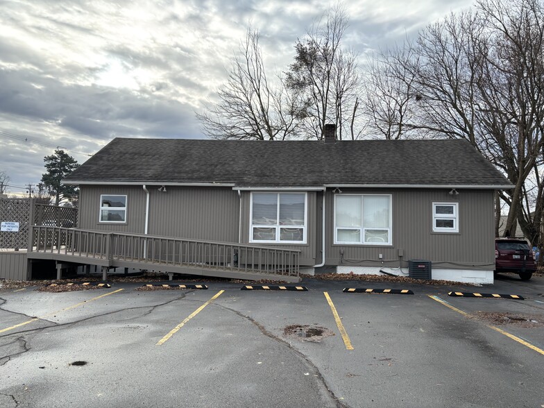 2112 Cass Lake Rd, Keego Harbor, MI en venta - Foto del edificio - Imagen 3 de 26