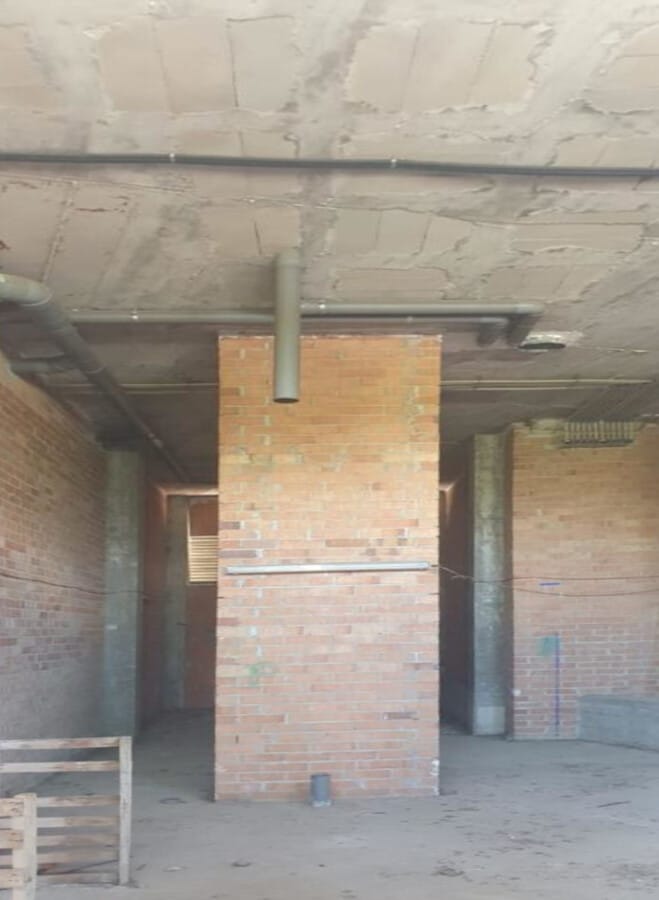 Carrer Sarajevo, 141-153, Sabadell, BAR 08206 - - - Foto del interior - Image 2 of 4