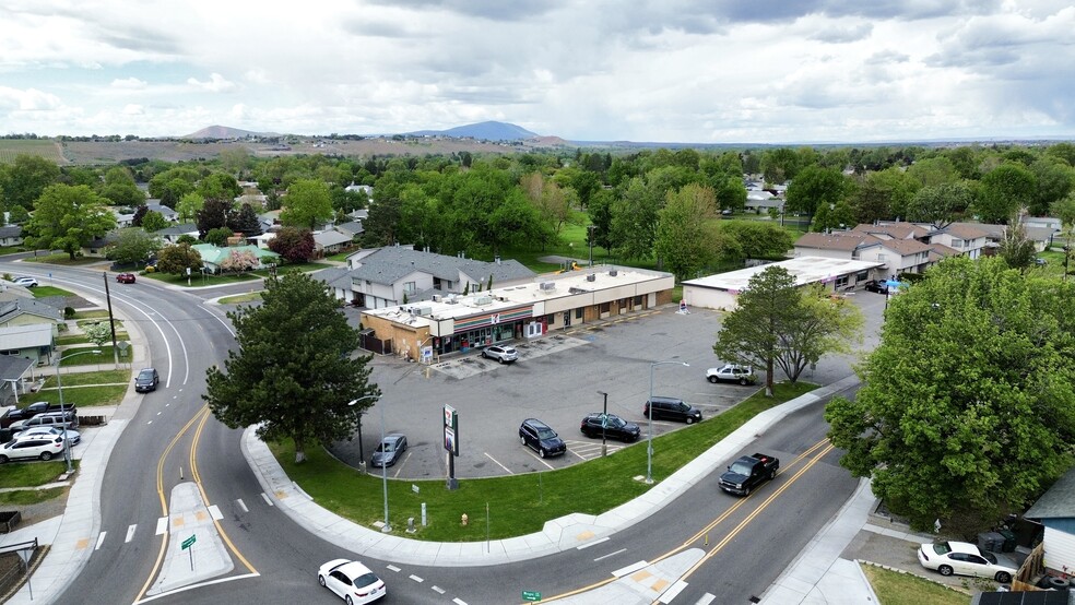 415 Wright Ave, Richland, WA en alquiler - Foto del edificio - Imagen 1 de 5