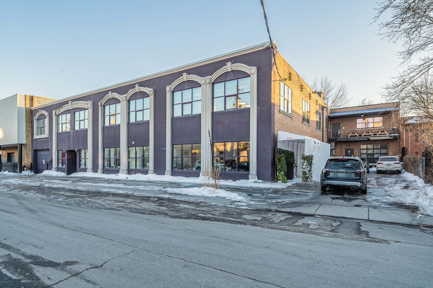 9850 Rue Saint-Urbain, Montréal, QC en alquiler - Foto del edificio - Imagen 1 de 6