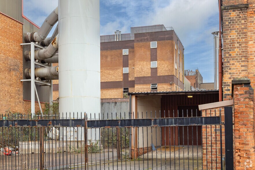 Cross St, Burton-On-Trent en venta - Foto del edificio - Imagen 2 de 8