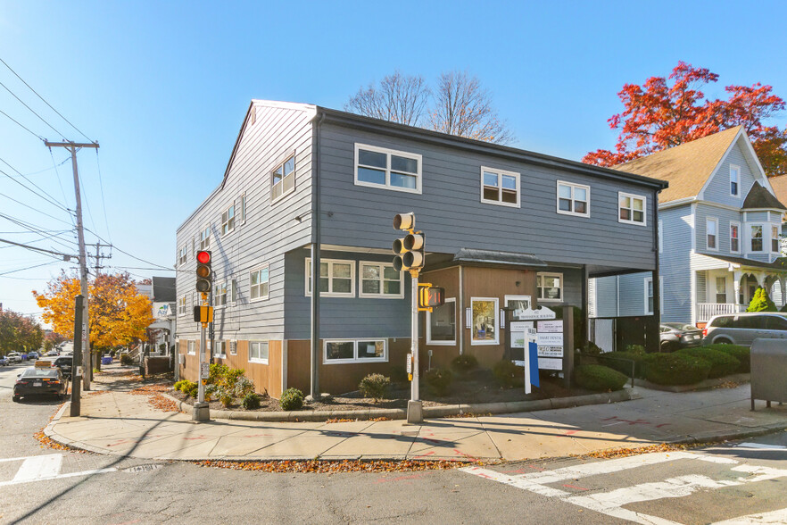 452 Pleasant St, Malden, MA en alquiler - Foto del edificio - Imagen 1 de 8