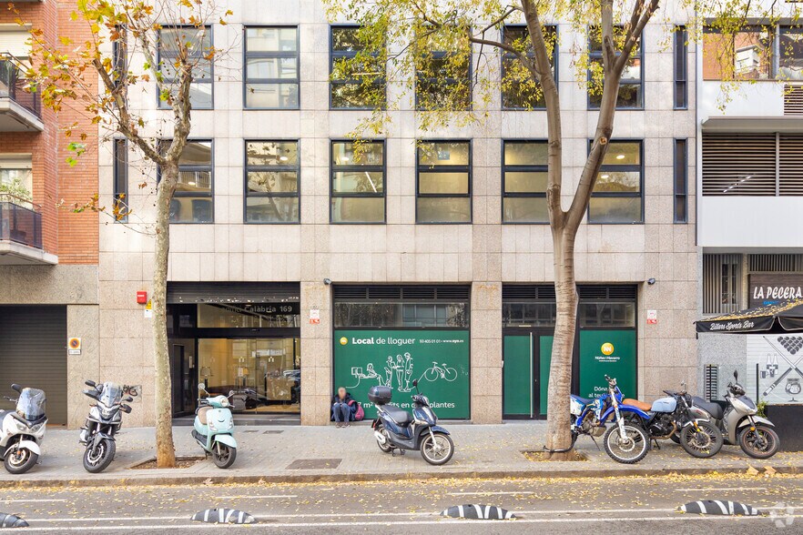 Carrer de Calàbria, 169, Barcelona, Barcelona en alquiler - Foto del edificio - Imagen 2 de 5