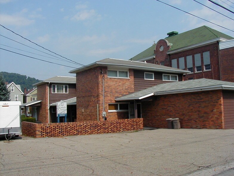 Kittanning & Ford City: Portfolio cartera de 39 inmuebles en venta en LoopNet.es - Foto principal - Imagen 2 de 56