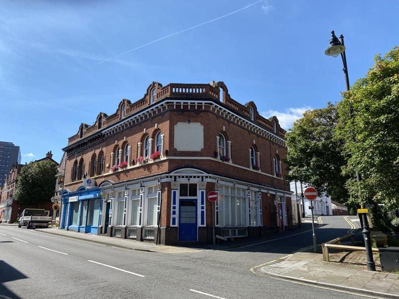 48 Middle Hillgate, Stockport en venta Foto del edificio- Imagen 1 de 17