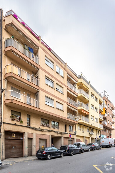 Carrer Del Germà Joaquim, 49-55, Terrassa, Barcelona en venta - Foto del edificio - Imagen 3 de 3
