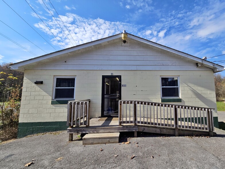 4312 Mount Clare Rd, Mount Clare, WV en venta - Foto principal - Imagen 1 de 6