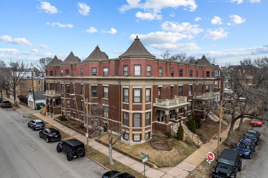 3453 Crittenden St, Saint Louis, MO en venta - Foto del edificio - Imagen 2 de 16