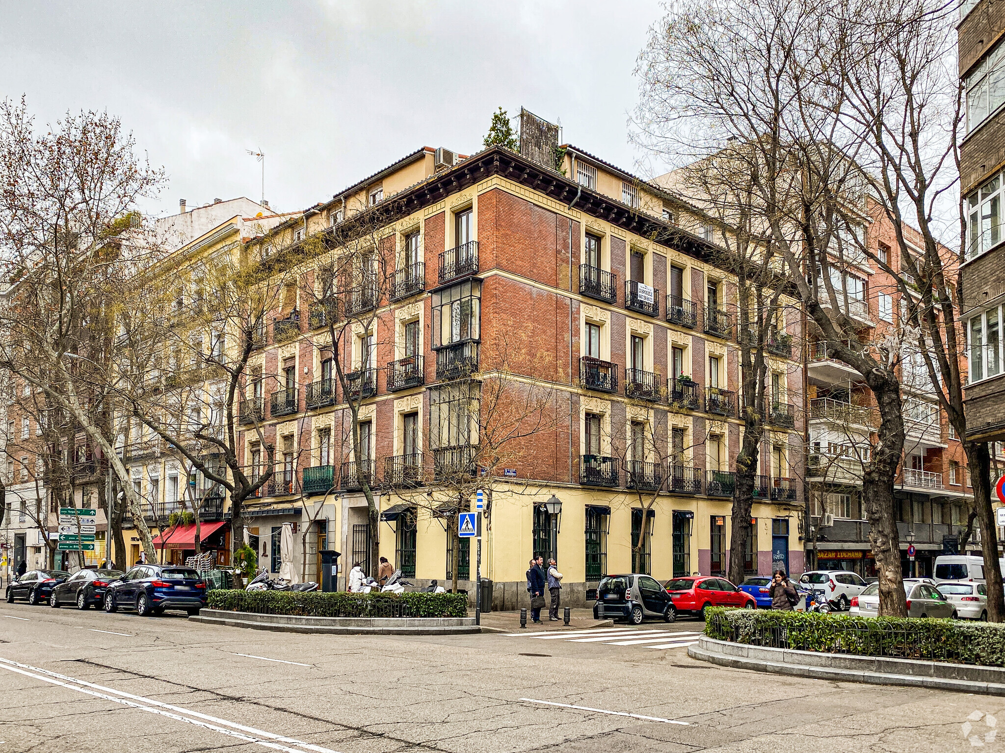 Edificios residenciales en Madrid, MAD en venta Foto del edificio- Imagen 1 de 3