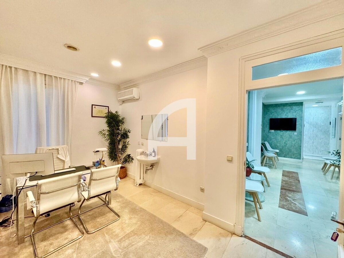 Madrid, MAD 28001 - Unidad Pt:DR 0000 - - Foto del interior - Image 2 of 26