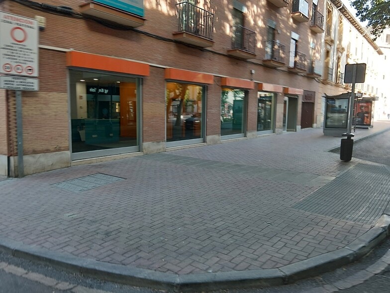 Oficina/Local en Alcalá de Henares, Madrid en alquiler - Foto del edificio - Imagen 2 de 2
