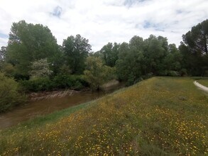 de Martacha Poligono, 502, Matapozuelos, VLL - AÉREA  vista de mapa - Image1