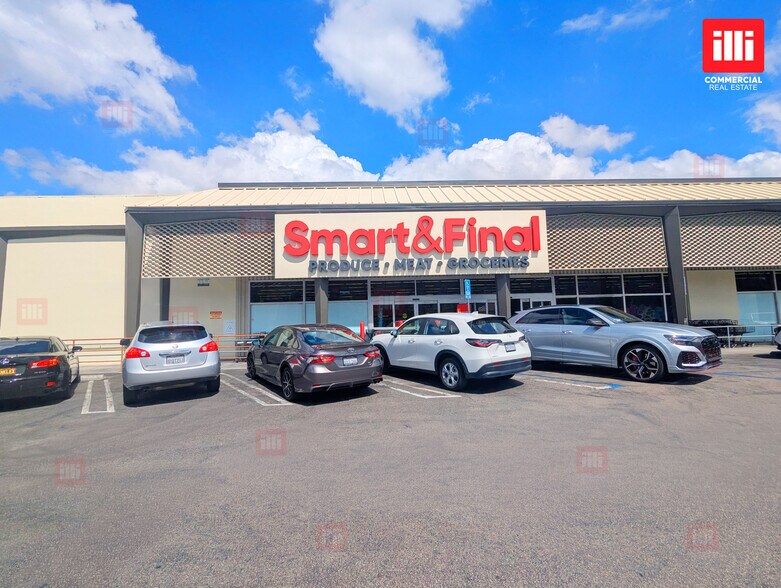 6535-6585 Foothill Blvd, Tujunga, CA en alquiler - Foto del edificio - Imagen 2 de 7