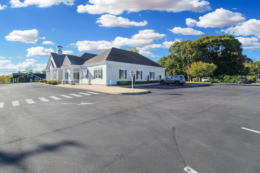 131 Franklin St, Westerly, RI en alquiler - Foto del edificio - Imagen 2 de 11