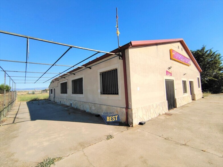 Nave en Veganzones, Segovia en venta - Foto del edificio - Imagen 3 de 19