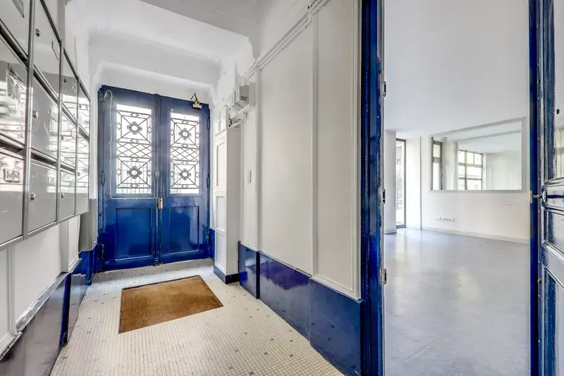 Edificio residencial en Paris en venta - Foto del interior - Imagen 1 de 6