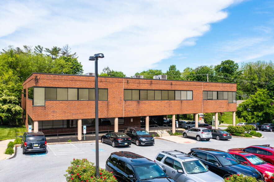 3475 West Chester Pike, Newtown Square, PA en alquiler - Foto del edificio - Imagen 1 de 8