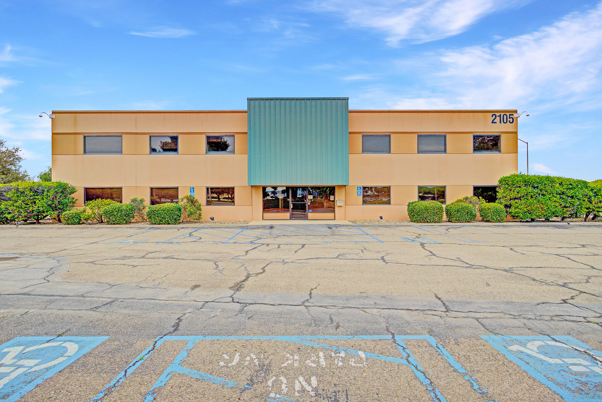 2105 S Blosser Rd, Santa Maria, CA en venta Foto del edificio- Imagen 1 de 14