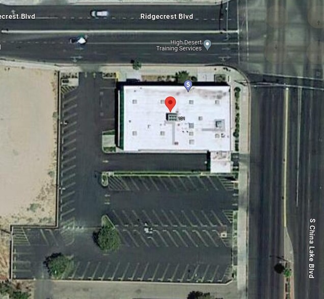 101 W Ridgecrest Blvd, Ridgecrest, CA en venta - Foto del edificio - Imagen 3 de 4