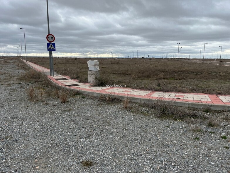 Terreno en Sanchidrián, Ávila en venta - Foto del edificio - Imagen 2 de 5