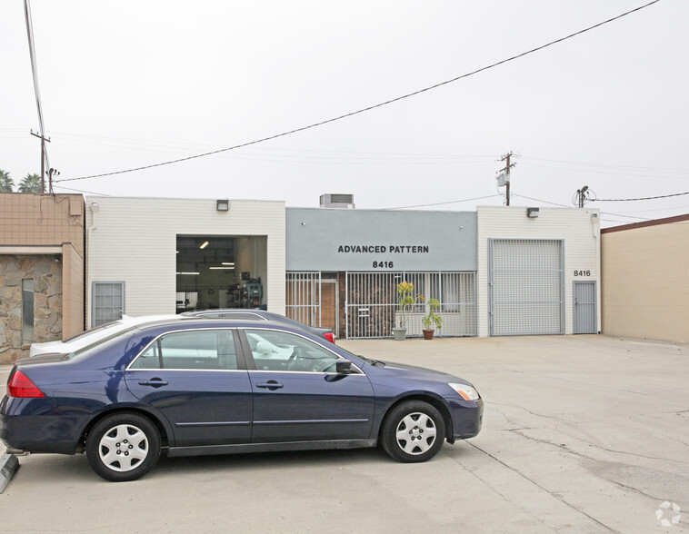 8416 Secura Way, Santa Fe Springs, CA en venta - Foto del edificio - Imagen 3 de 3