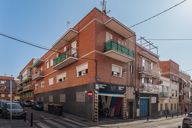 Más detalles de Calle Marina Vega, 23, Madrid - Local en alquiler