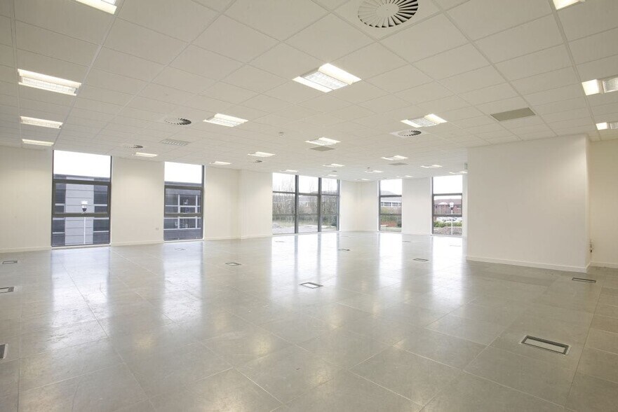 Cranmore Dr, Solihull en venta - Foto del edificio - Imagen 2 de 3