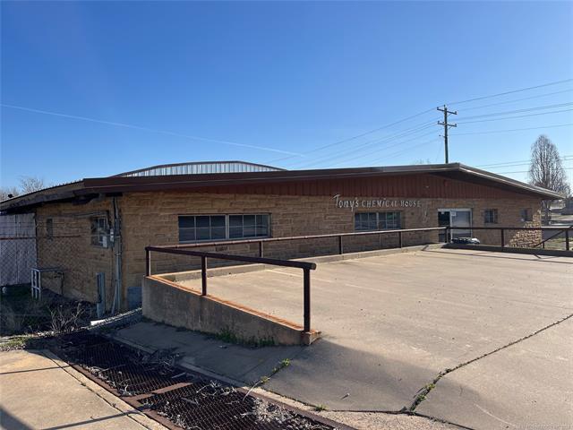 1221 E Washington Ave, Mcalester, OK en venta - Foto del edificio - Imagen 2 de 3