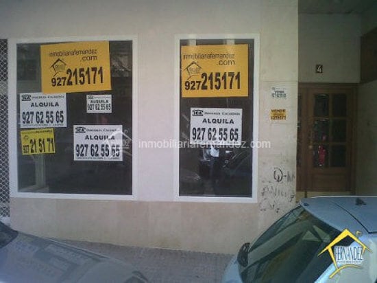 Calle García-Plata de Osma, 4, Cáceres, Cáceres en alquiler - Foto del edificio - Imagen 1 de 1