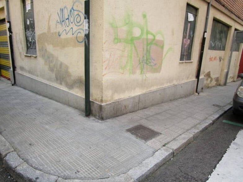 Local en Salamanca en alquiler - Foto del edificio - Imagen 3 de 9