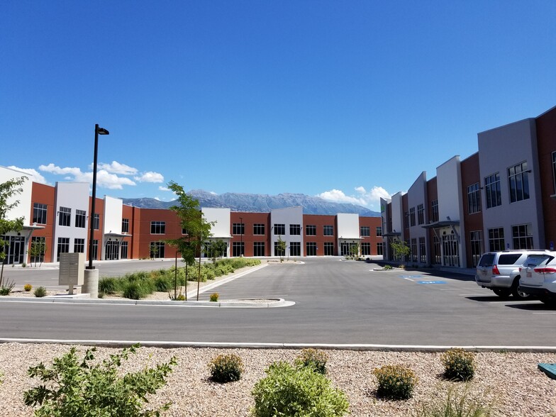 305 S 850, Lehi, UT en alquiler - Foto del edificio - Imagen 2 de 8