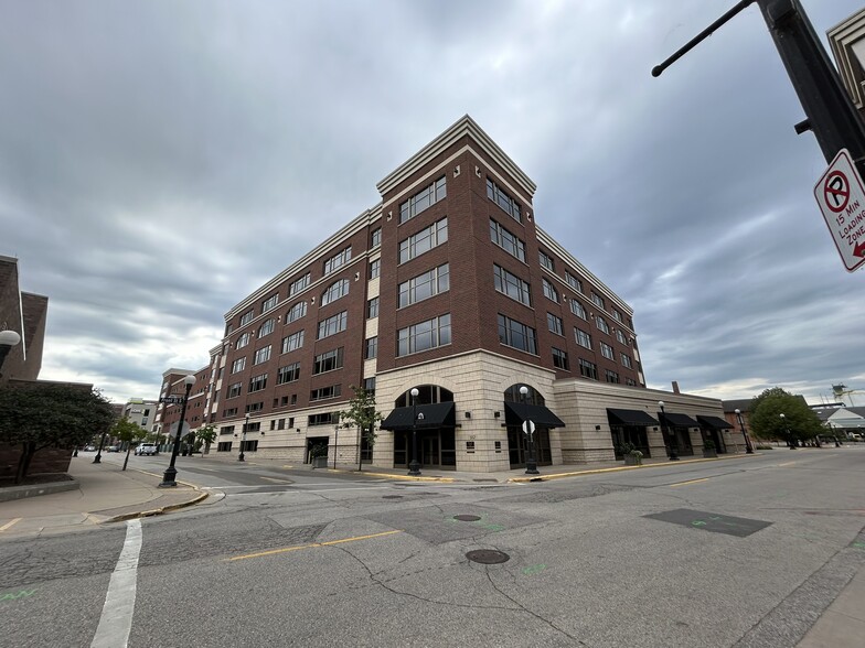 102 Jay St, La Crosse, WI en alquiler - Foto del edificio - Imagen 1 de 7