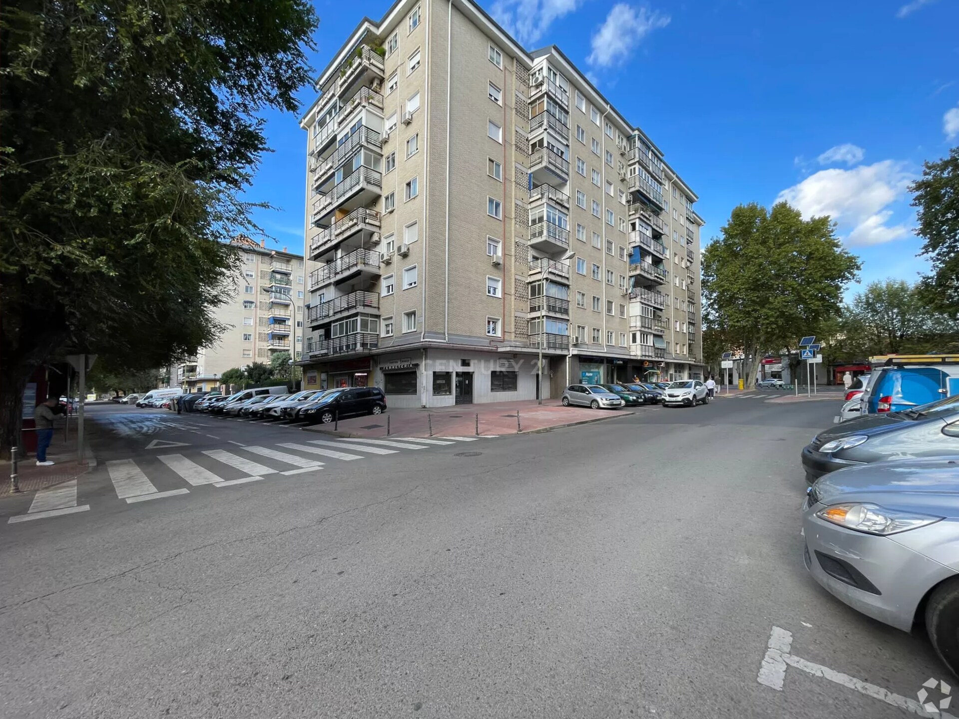 Edificio residencial en Alcalá de Henares, Madrid en venta Foto del interior- Imagen 1 de 2