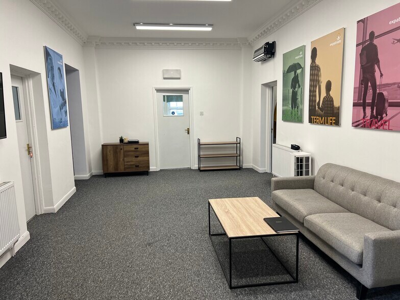 36-38 Church Rd, Burgess Hill en alquiler - Foto del interior - Imagen 2 de 12