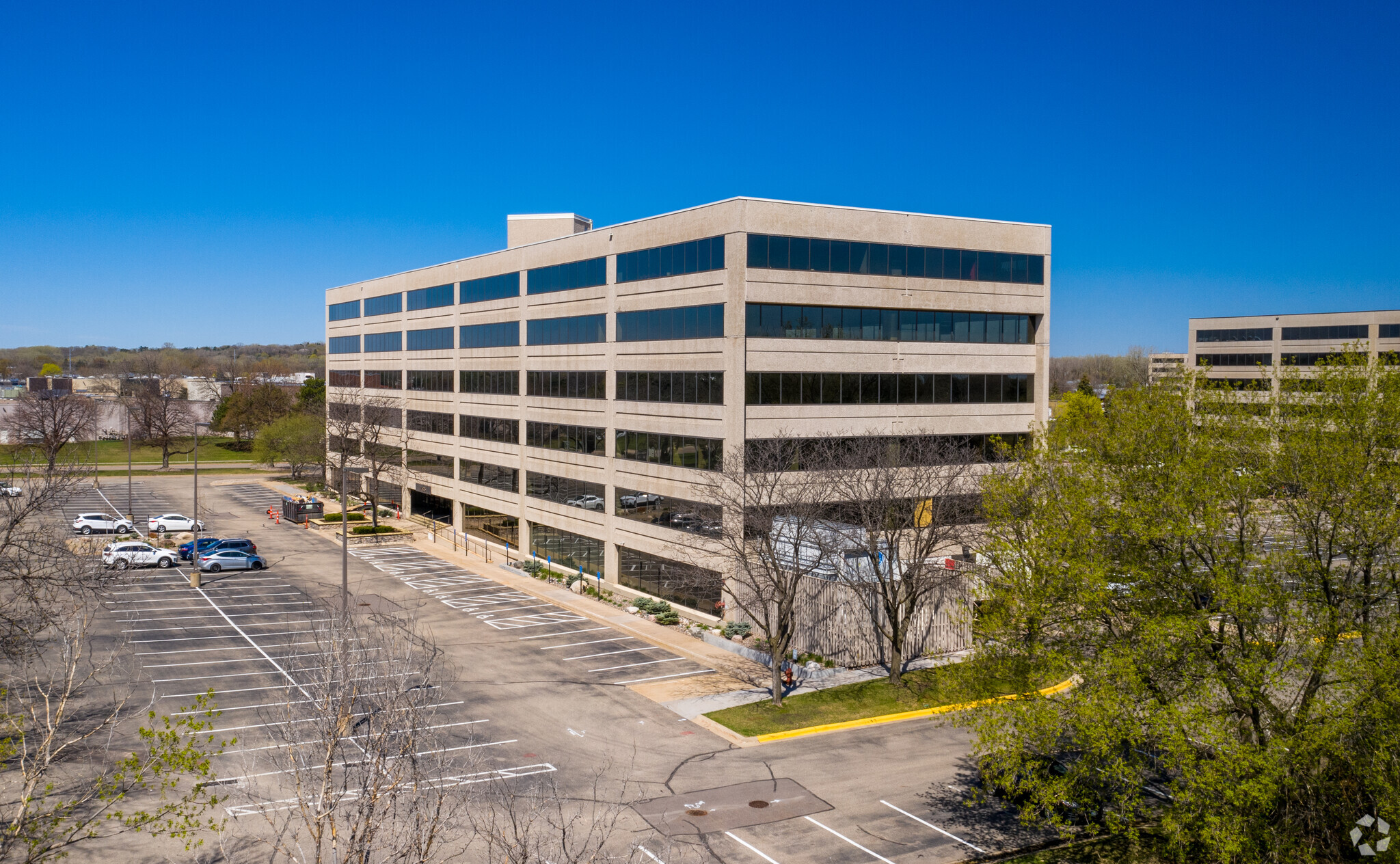 7505 Metro Blvd, Edina, MN en alquiler Foto del edificio- Imagen 1 de 14