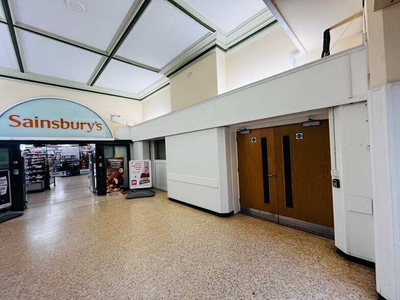 Unit 5 Great Eastern Sq, Felixstowe en alquiler - Foto del interior - Imagen 1 de 2