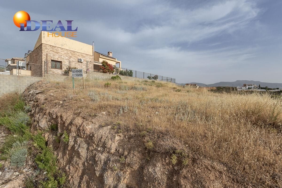 Calle Pinos Puente, 20, La Zubia, Granada en venta Foto principal- Imagen 1 de 15