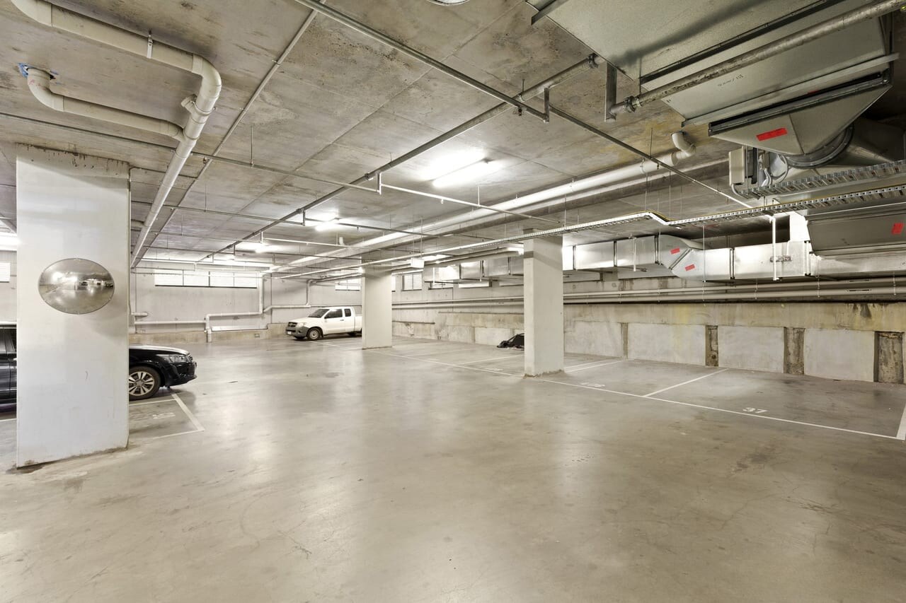 37 Bosisto St, Richmond, VIC 3121 - Unidad C01 -  - Foto del interior - Image 2 of 17