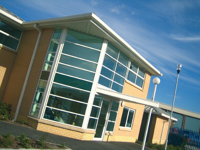 17 Howley Park Close, Morley en alquiler - Foto del edificio - Imagen 2 de 7