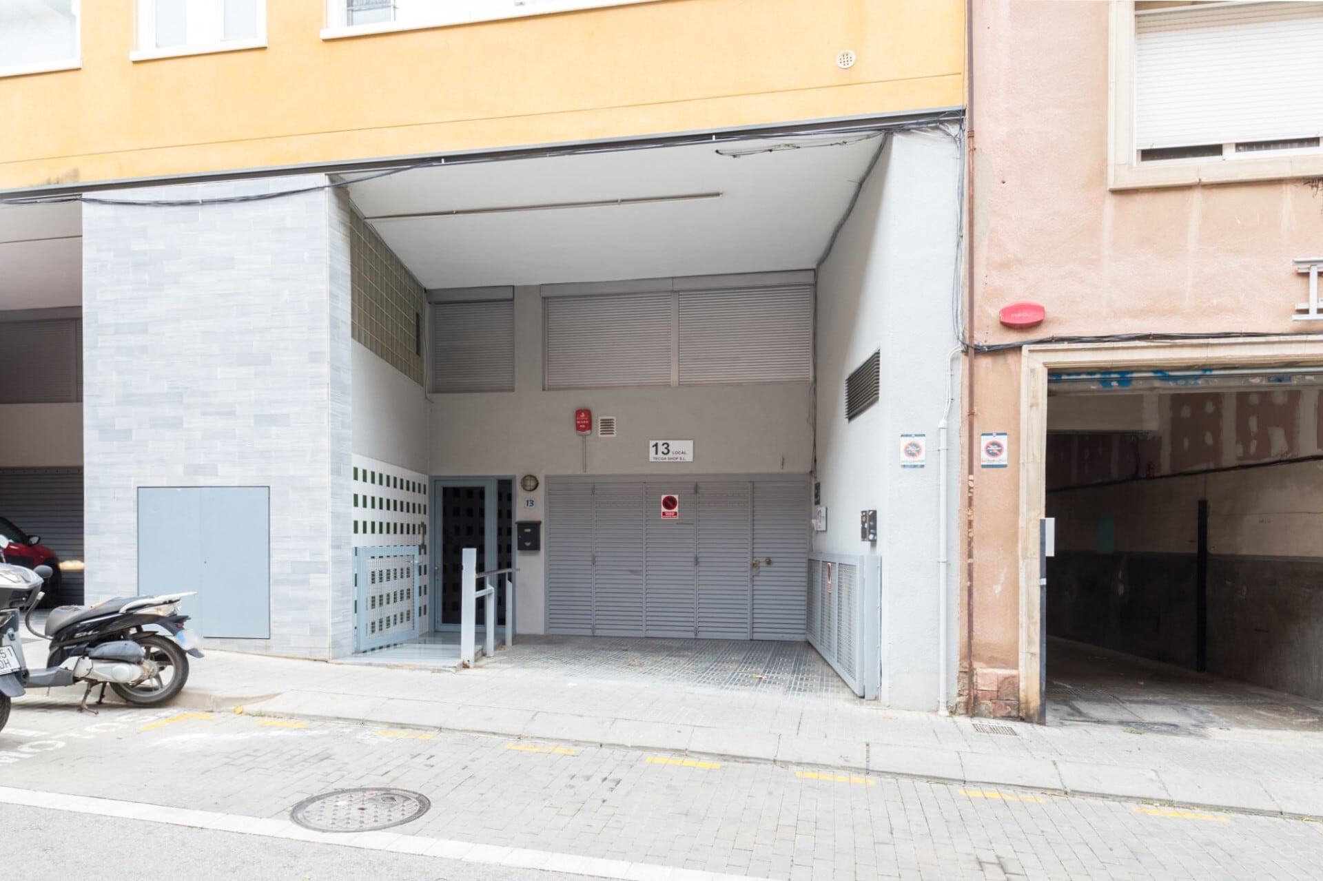Local en Esplugues de Llobregat, Barcelona en venta Foto del interior- Imagen 1 de 2