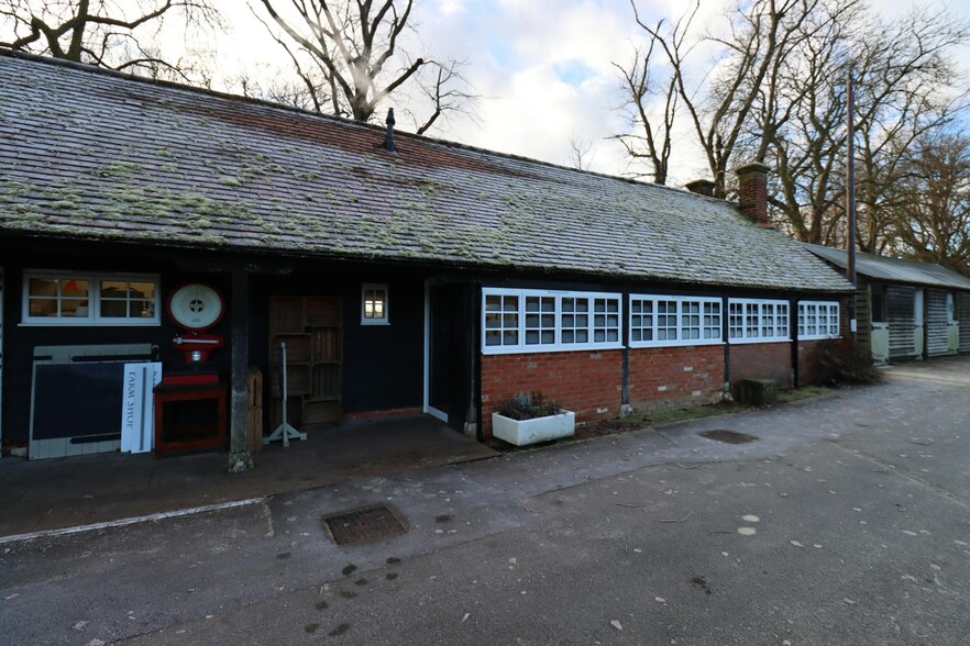 Thame Rd, Long Crendon en alquiler - Foto del edificio - Imagen 1 de 2