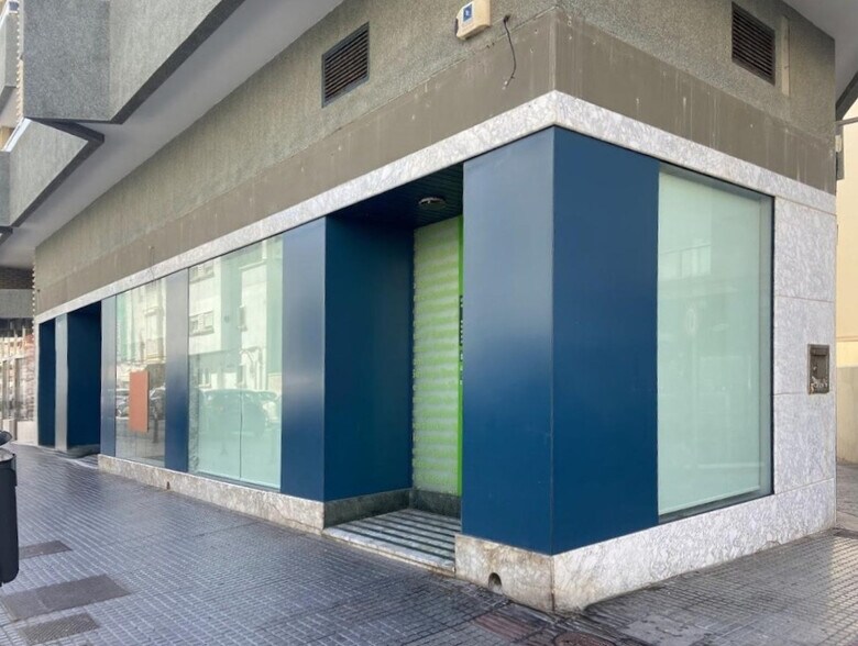 Edificio residencial en Cádiz, Cádiz en venta - Foto del interior - Imagen 1 de 1