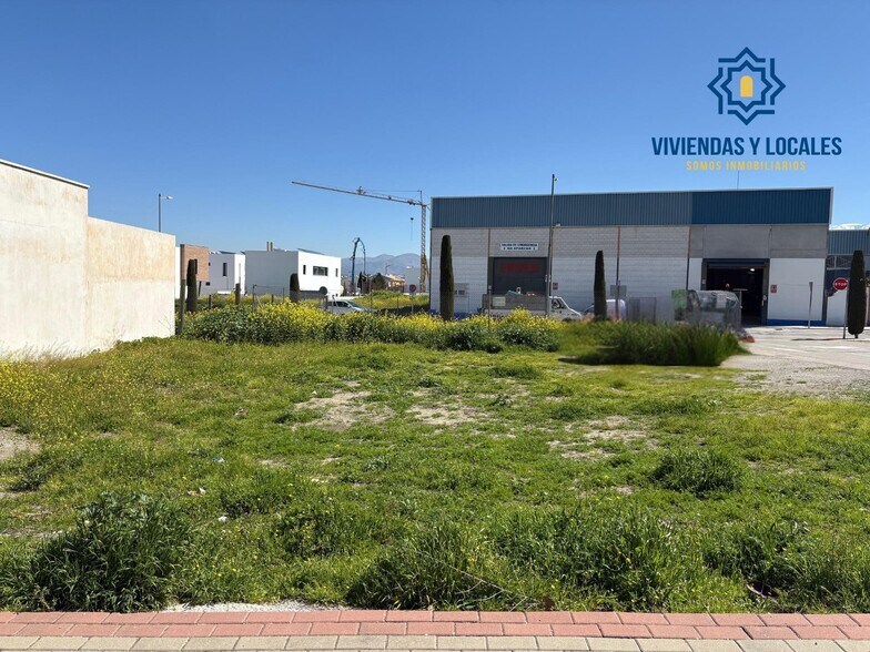 Calle Petunia, 2, Churriana de la Vega, Granada en venta - Foto del edificio - Imagen 2 de 8