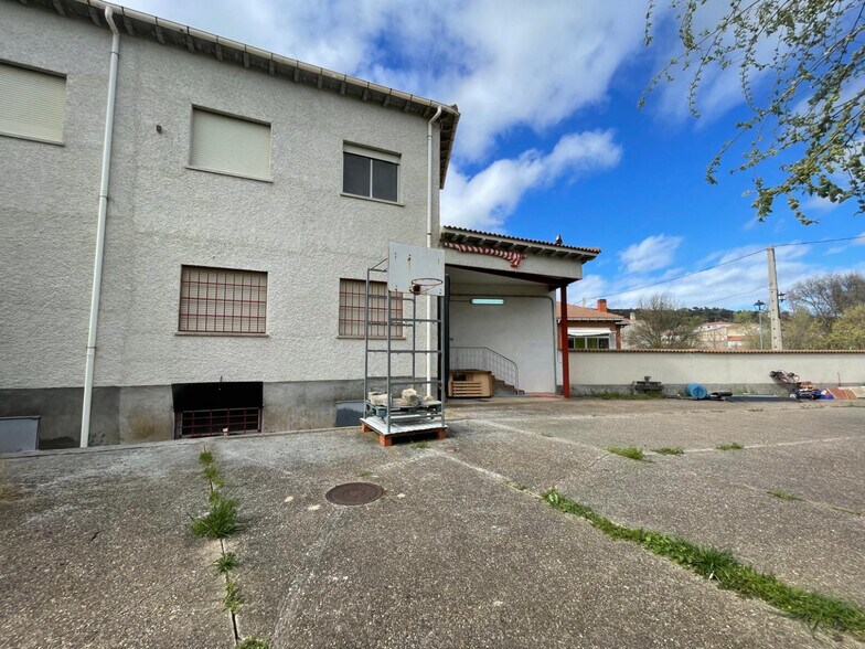 Nave en Muñogalindo, Ávila en venta - Foto del edificio - Imagen 2 de 14