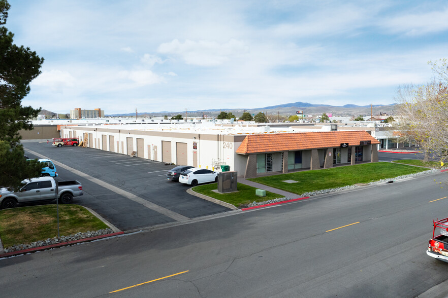 240 Freeport Blvd, Sparks, NV en alquiler - Foto del edificio - Imagen 1 de 14