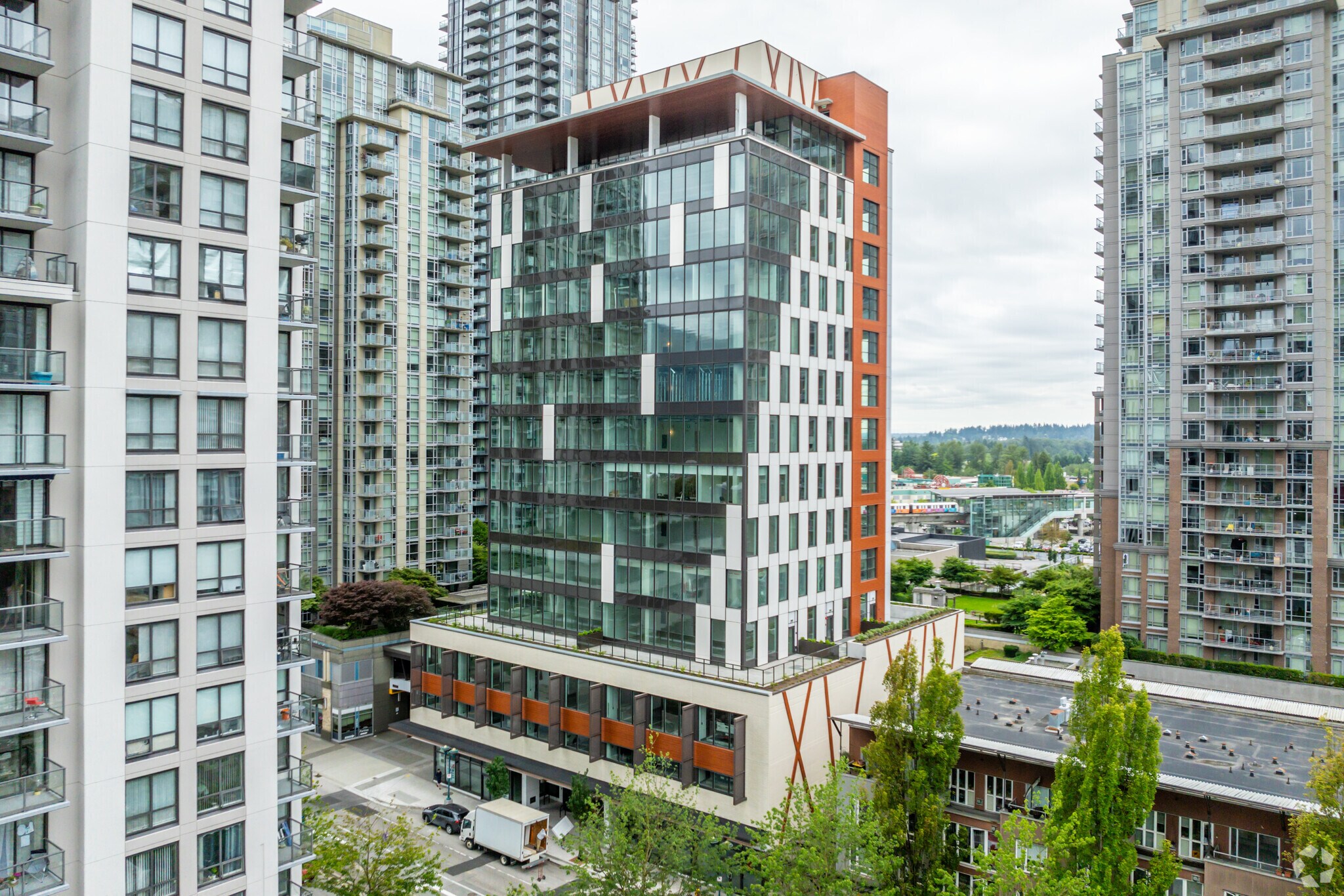 2992 Glen Dr, Coquitlam, BC en venta Foto del edificio- Imagen 1 de 1