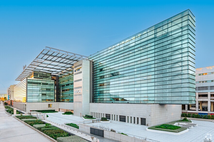 Calle de María Tubau, 9, Madrid, Madrid en alquiler - Foto del edificio - Imagen 1 de 35