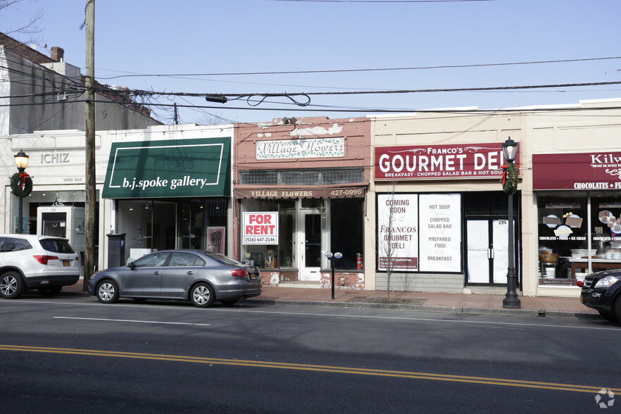 299 Main St, Huntington, NY en alquiler - Foto del edificio - Imagen 1 de 2