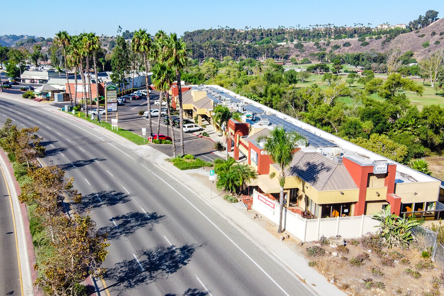 6690 Mission Gorge Rd, San Diego, CA en alquiler - Foto del edificio - Imagen 1 de 12