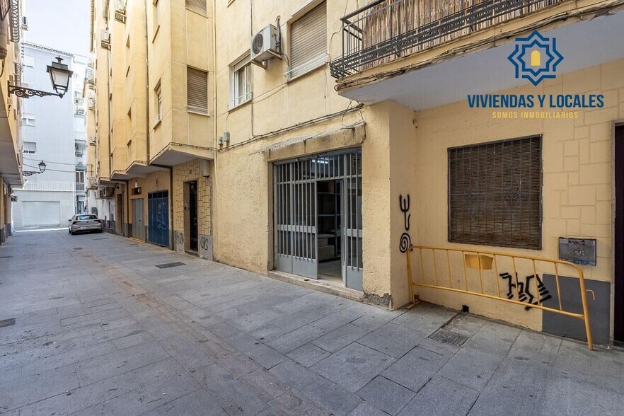 Calle San Miguel Alta, 31, Granada, Granada en venta - Foto del edificio - Imagen 1 de 17